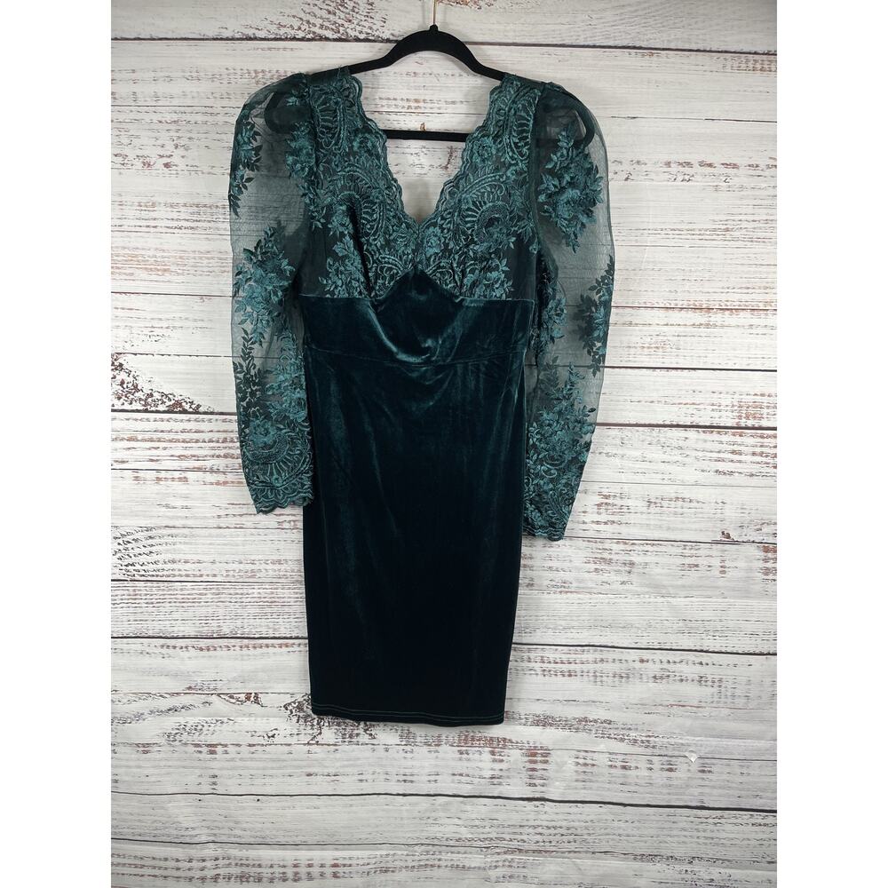 JJ's House Dress Women's SZ M Green Velvet Lace Sheer Sleeve Cocktail Party New